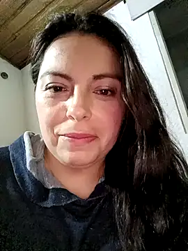 Snapshot of seherlatin chatting on 02-23-25, 01:02 seherlatin online show from 02-23-25, 01:02