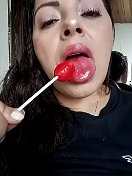 Snapshot of seherlatin chatting on 03-12-25, 05:07 seherlatin online show from 03-12-25, 05:07