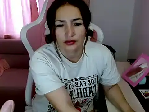 EVA GRAYS online show from 02-24-25, 07:19