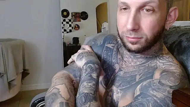 bobbybacala91 online show from 09-09-25, 04:01