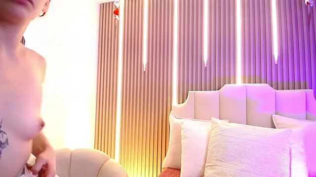 Katy Van online show from 02-10-26, 08:57