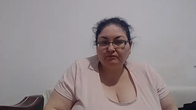 Nykyxo online show from 04-28-26, 07:46