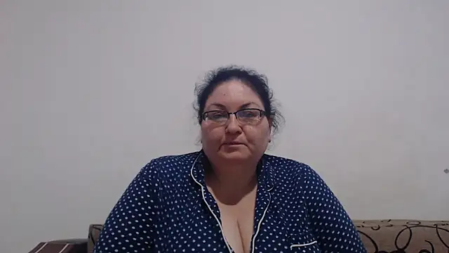 Snapshot of Nykyxo chatting on 05-31-26, 08:32 Nykyxo online show from 05-31-26, 08:32