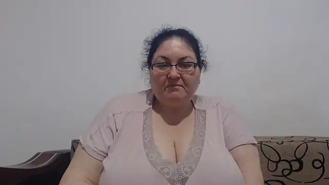 Snapshot of Nykyxo chatting on 06-04-26, 10:43 Nykyxo online show from 06-04-26, 10:43