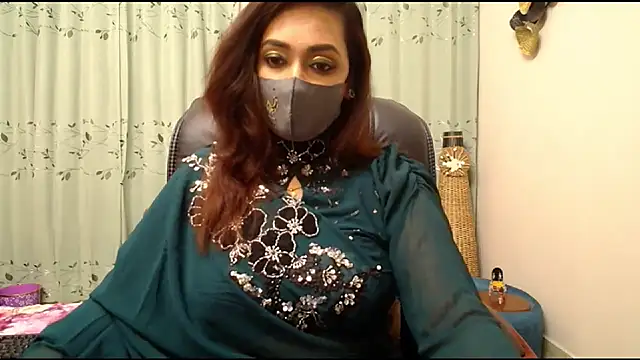 OH-Monica online show from 10-31-25, 12:11