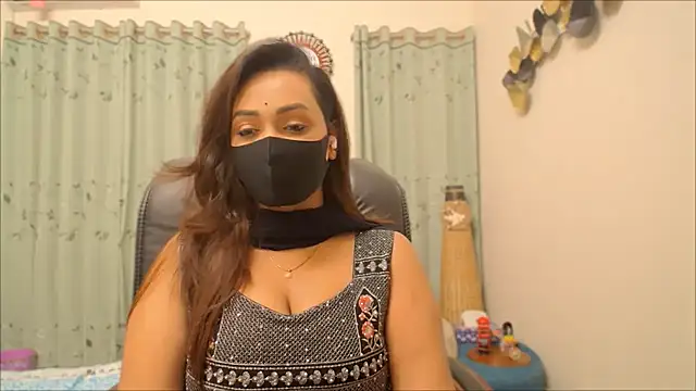 OH-Monica online show from 12-15-25, 08:57