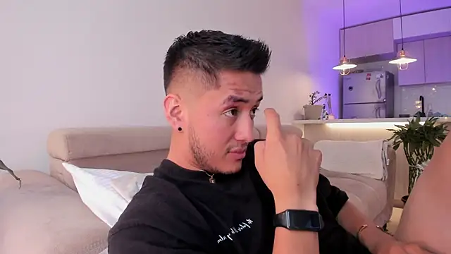 Snapshot of Chriskyle_ chatting on 03-06-25, 02:29 Chriskyle  online show from 03-06-25, 02:29