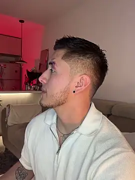 Snapshot of Chriskyle_ chatting on 03-12-25, 11:12 Chriskyle  online show from 03-12-25, 11:12