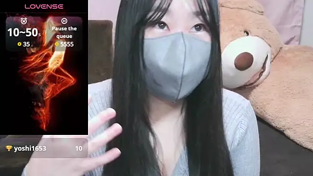 yuinyan3150 online show from 12-24-24, 01:38