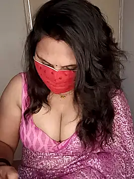 Snapshot of Love-priya chatting on 01-27-25, 07:45 Love-priya online show from 01-27-25, 07:45