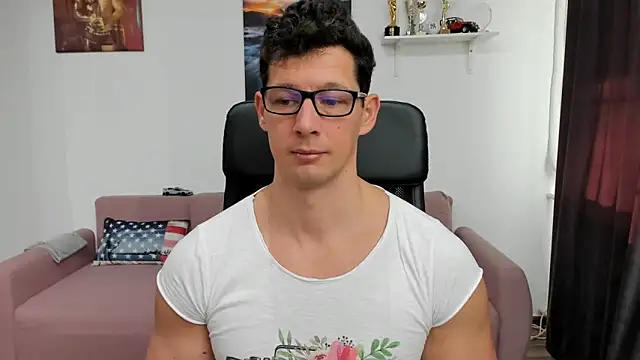 Snapshot of BrutusK08 chatting on 01-08-25, 08:38 BrutusK08 online show from 01-08-25, 08:38