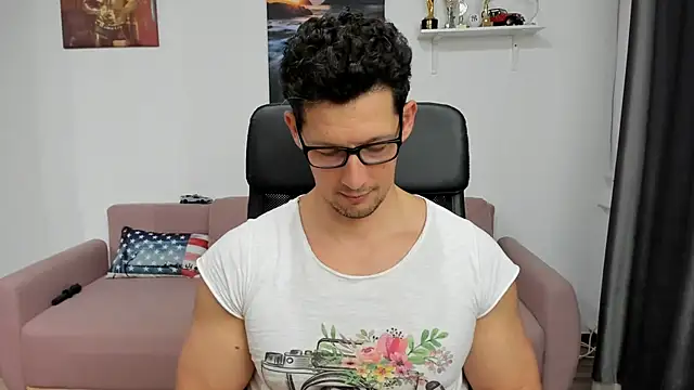 Snapshot of BrutusK08 chatting on 01-15-25, 02:56 BrutusK08 online show from 01-15-25, 02:56