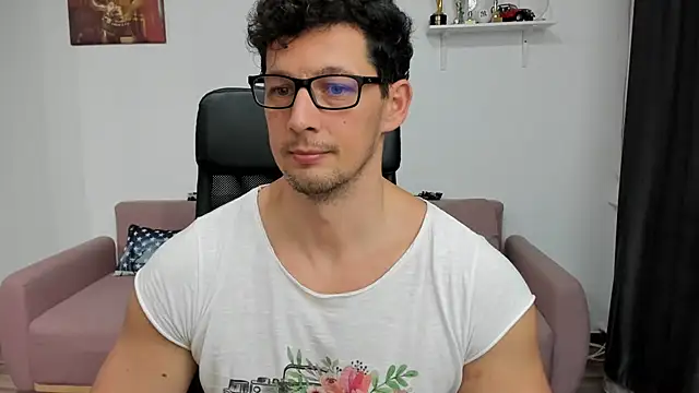 Snapshot of BrutusK08 chatting on 01-16-25, 03:56 BrutusK08 online show from 01-16-25, 03:56