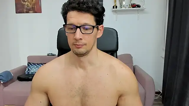 Snapshot of BrutusK08 chatting on 02-01-25, 01:41 BrutusK08 online show from 02-01-25, 01:41