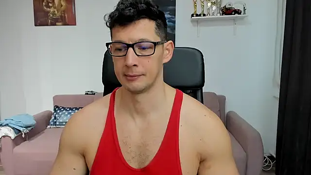 Snapshot of BrutusK08 chatting on 02-10-25, 07:47 BrutusK08 online show from 02-10-25, 07:47