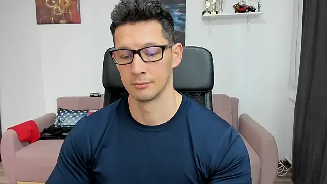 Snapshot of BrutusK08 chatting on 02-11-25, 12:05 BrutusK08 online show from 02-11-25, 12:05