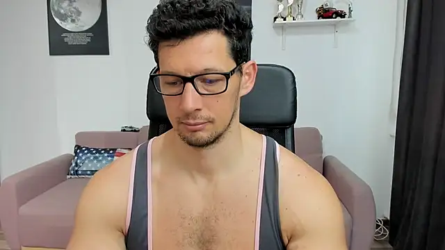 Snapshot of BrutusK08 chatting on 03-19-25, 08:23 BrutusK08 online show from 03-19-25, 08:23