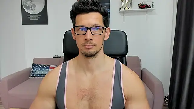 Snapshot of BrutusK08 chatting on 03-20-25, 11:05 BrutusK08 online show from 03-20-25, 11:05