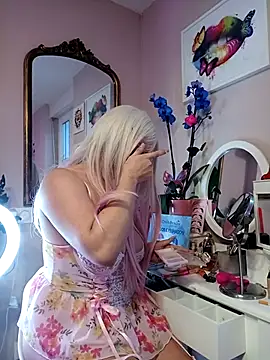 Lia Roxx online show from 02-13-25, 04:17