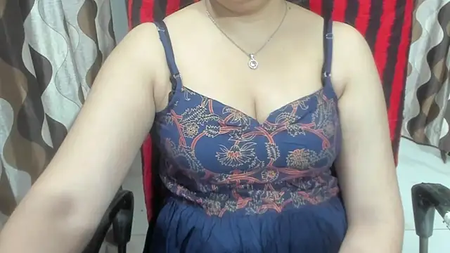 Snapshot of Kaur_Jannat chatting on 05-13-26, 06:27 Kaur Jannat online show from 05-13-26, 06:27