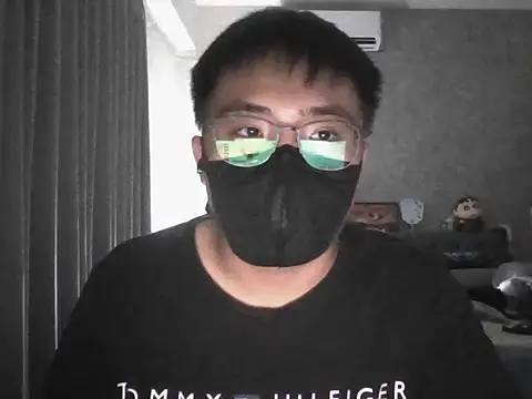 Snapshot of We1116 chatting on 11-09-25, 07:34 We1116 online show from 11-09-25, 07:34