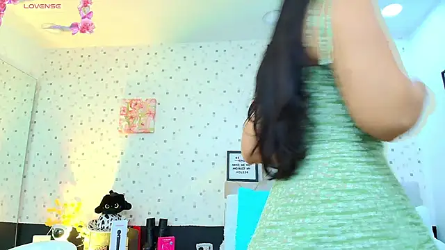 Snapshot of JulietaReyess chatting on 03-17-26, 11:46 JulietaReyess online show from 03-17-26, 11:46