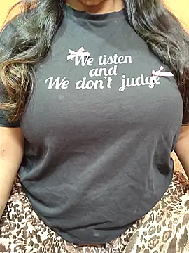 CUTE SOPHIA- online show from 10-22-25, 12:22