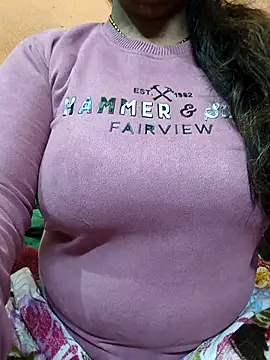 CUTE SOPHIA- online show from 12-14-25, 12:38