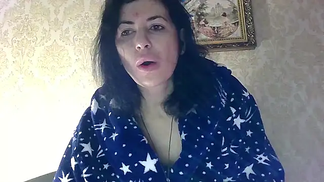 Snapshot of StunnigArt chatting on 01-08-26, 01:30 StunnigArt online show from 01-08-26, 01:30