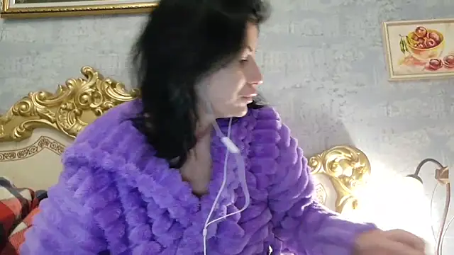 Snapshot of StunnigArt chatting on 04-10-26, 01:00 StunnigArt online show from 04-10-26, 01:00