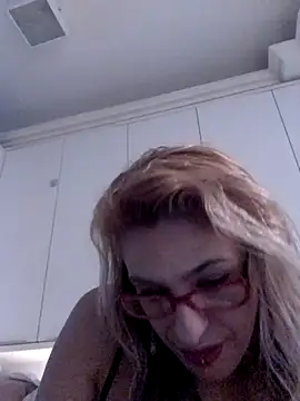Snapshot of garotasexual chatting on 07-23-26, 08:18 garotasexual online show from 07-23-26, 08:18