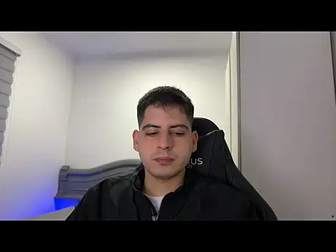 Snapshot of lordbeja chatting on 03-30-26, 01:06 lordbeja online show from 03-30-26, 01:06