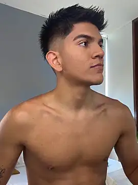 santiago 01 online show from 12-16-25, 08:14