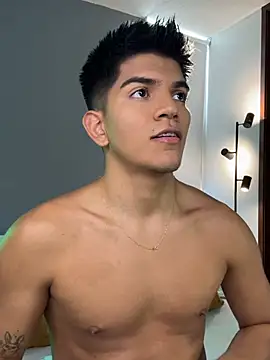 santiago 01 online show from 02-26-26, 09:36