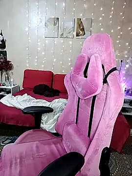 DenisHailey online show from 09-28-25, 04:56