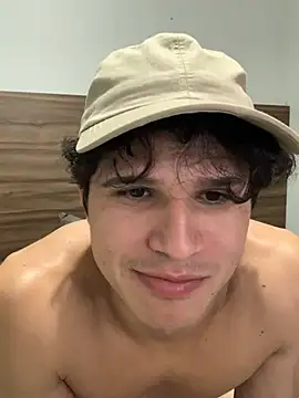 pedrovkr3 online show from 12-14-24, 03:07