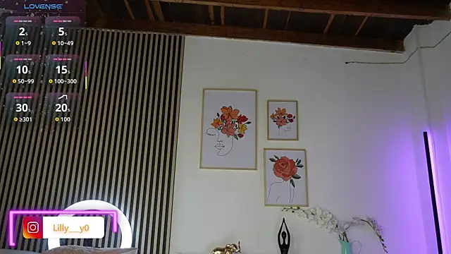 LillyDolls23 online show from 10-18-25, 12:50