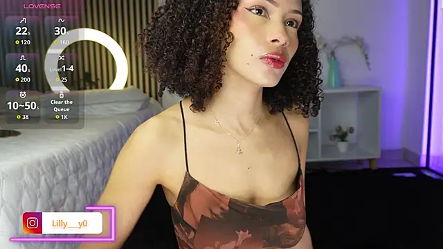 LillyDolls23 online show from 11-18-25, 12:31