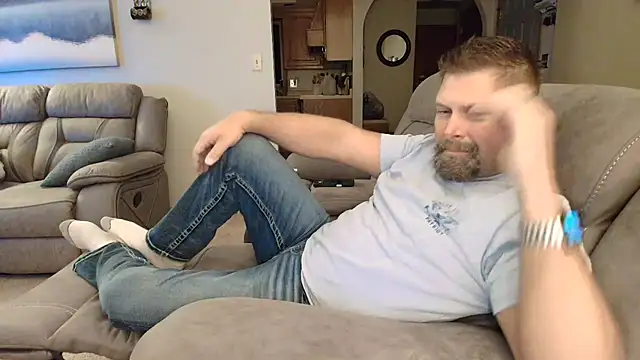 Snapshot of originalhempfarmer chatting on 05-12-26, 03:03 originalhempfarmer online show from 05-12-26, 03:03