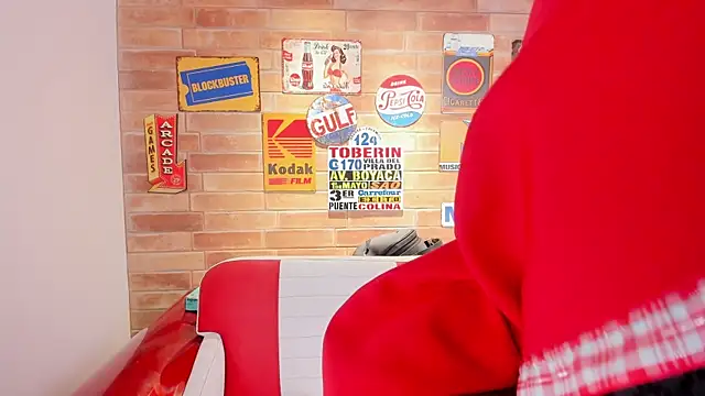 miss  pamela online show from 10-28-25, 11:03