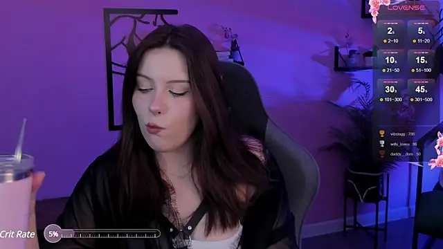 CoralineKeyns online show from 12-12-24, 11:18