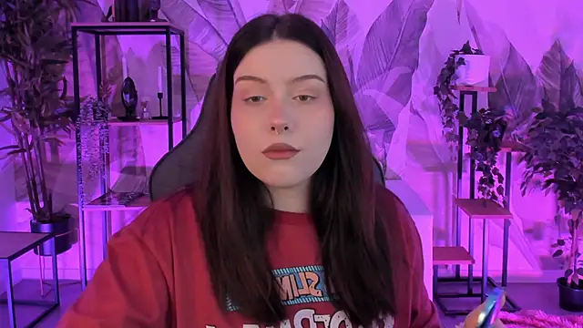 CoralineKeyns online show from 10-16-25, 05:19