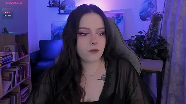 CoralineKeyns online show from 02-14-26, 03:25