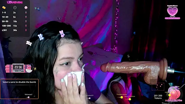 kim saenz20 online show from 12-23-24, 03:40