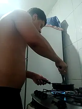 Snapshot of Nicolaskribeiro chatting on 10-08-25, 12:36 Nicolaskribeiro online show from 10-08-25, 12:36