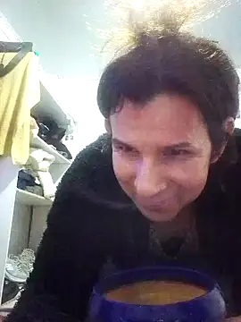 Cameron puppy online show from 02-28-25, 02:42