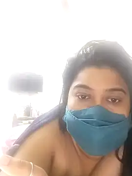 Snapshot of indianlisa5 chatting on 01-22-25, 04:13 indianlisa5 online show from 01-22-25, 04:13