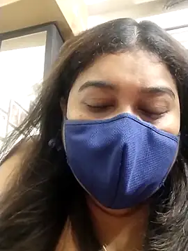 Snapshot of indianlisa5 chatting on 05-14-26, 07:42 indianlisa5 online show from 05-14-26, 07:42