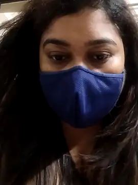 Snapshot of indianlisa5 chatting on 06-10-26, 08:30 indianlisa5 online show from 06-10-26, 08:30