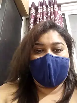 Snapshot of indianlisa5 chatting on 06-11-26, 07:34 indianlisa5 online show from 06-11-26, 07:34